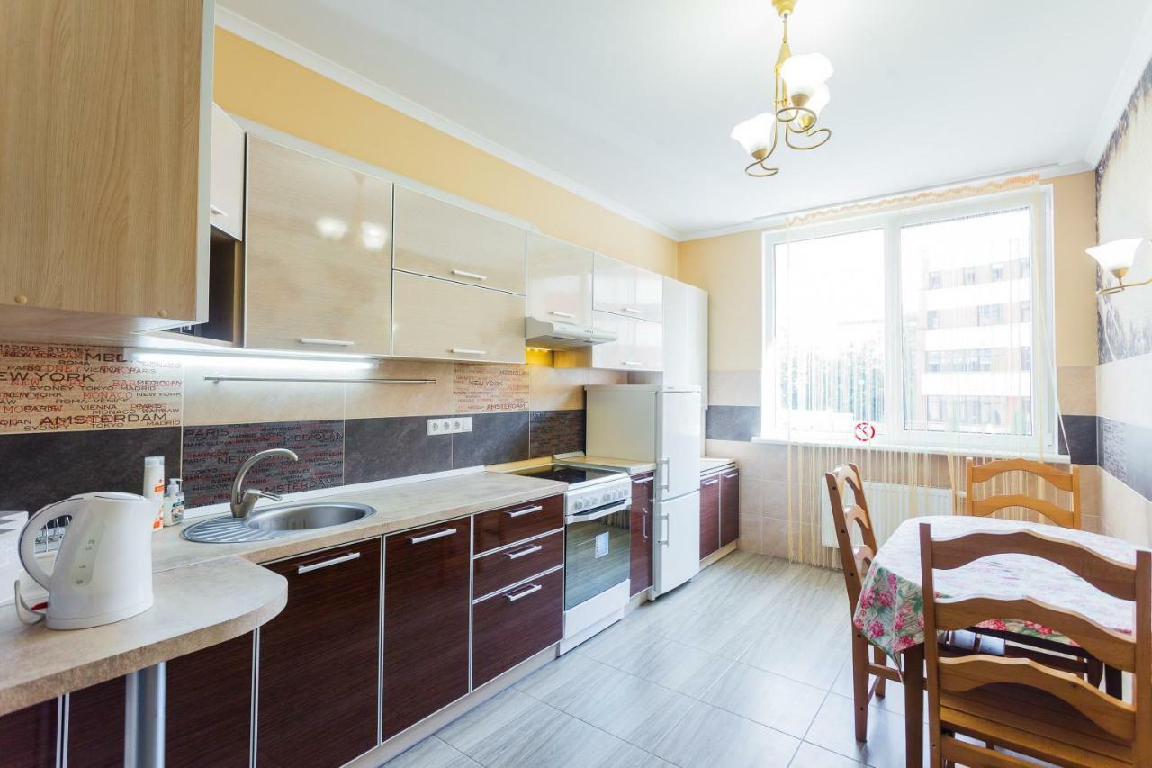 Солнечная Квартира На Ломоносова 71, Вднх Kiev Exterior foto